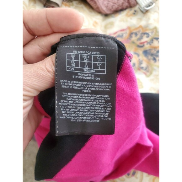 Guess Mini Dress Size Small - Picture 4 of 4